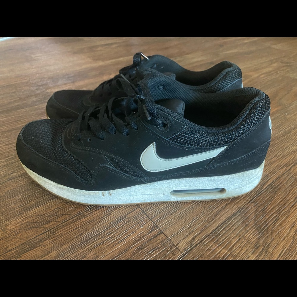Men’s Nike Air Max 1 (Black Fabric W/With Trim)